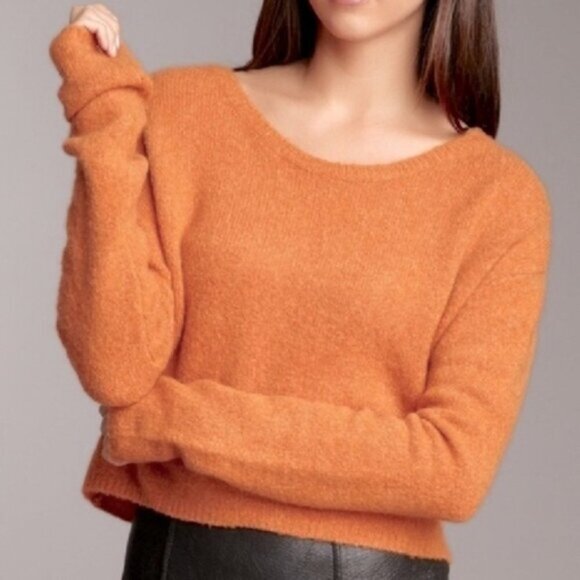 BCBG Women's Ida Sweater Cropped Wool Blend Pullover Fuzzy Black Size Small - Picture 7 of 13